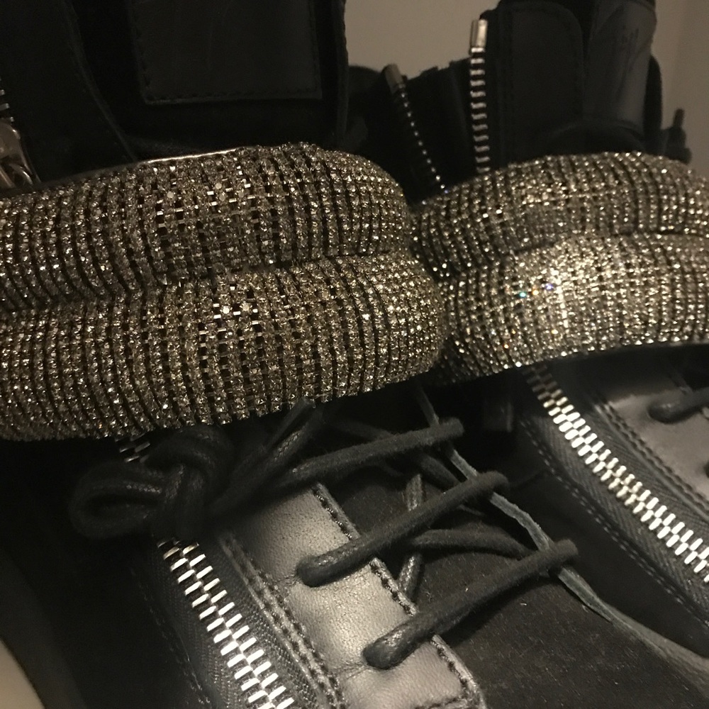 Giuseppe Zanotti size 9  $1200 retail now $500